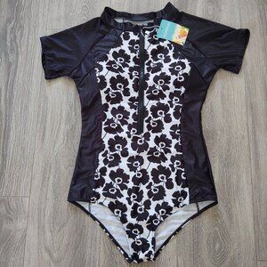 NWT Aonihua Short Sleeve Zip Front One Piece Swimsuit